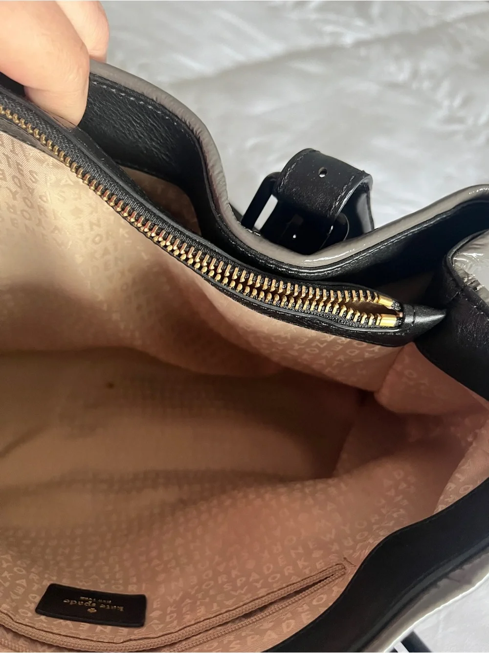 kate spade Two-Tone Patent Tote in Black and Gray - Picture 7 of 8